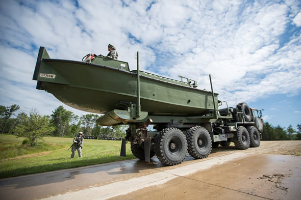 U.S. Army Soldiers from the 652nd Engineer Company, Ellsworth, Wis., and the 739th Engineer Company, Granite City, Ill., conduct rafting operations using MK2 Bridge Erection Boats.