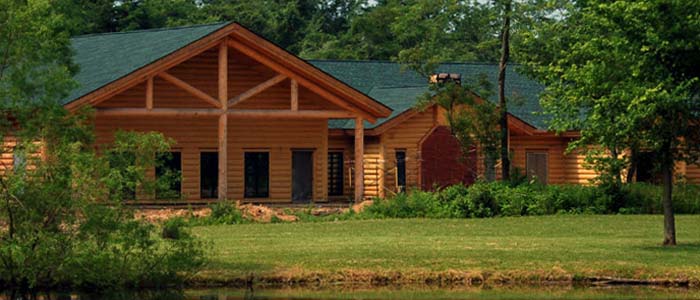 Log-cabine conference center building