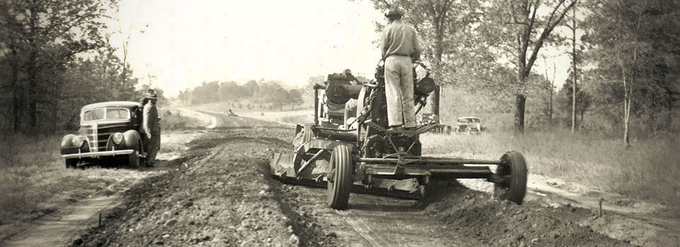 Road construction, Natchez Trace Parkway, Mississippi, 1940.