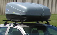 Vehicle with roof rack