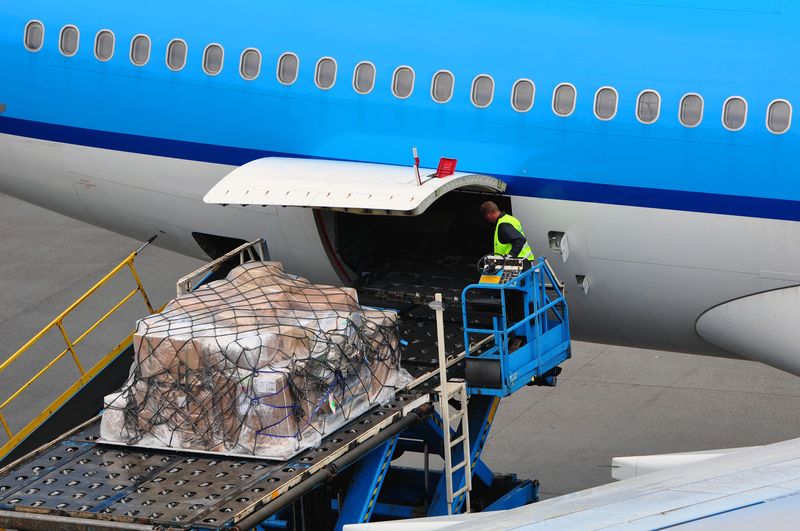 Air Cargo Unloading