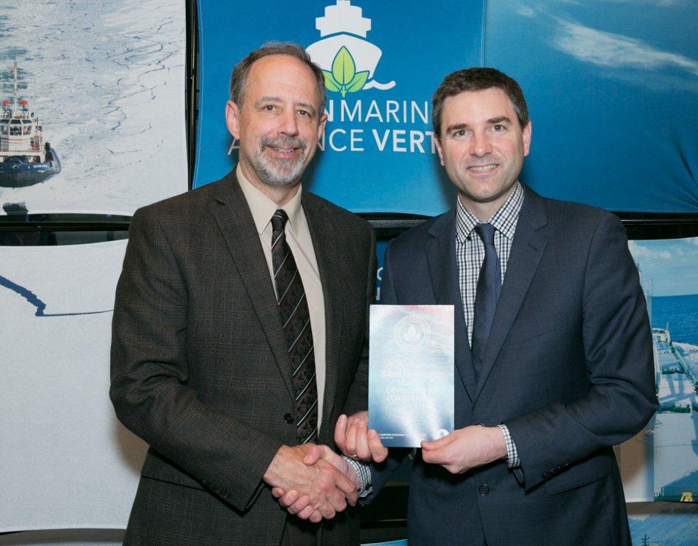 Saint Lawrence Seaway Development Corporation award giving image
