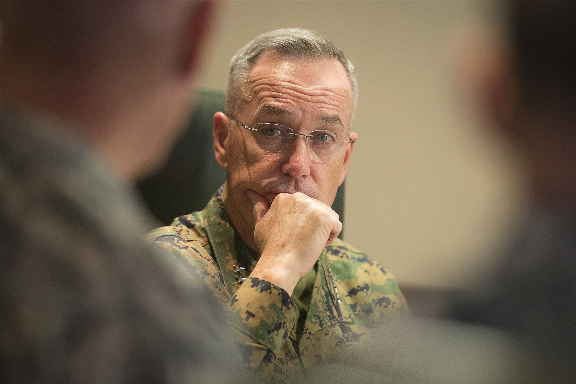 U.S. Marine Gen. Joseph F. Dunford Jr., chairman of the Joint Chiefs of Staff, meets with U.S. Army Gen. David M. Rodriguez, commander, U.S. Africa Command, at AFRICOM headquarters in Stuttgart, Germany Jan. 4, 2016. (DoD Photo by Navy Petty Officer 2nd Class Dominique A. Pineiro)