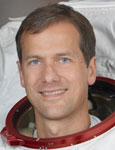 Thomas Marshburn (NASA Photo JSC2008-E-139777)