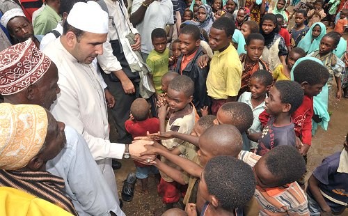 PEMBA, Tanzania - Children of Shumba Mjini Village gather to meet U.S. Air Force Muslim chaplain Captain Walid Habash during his visit to Pemba, Tanzania, April 29, 2010. Habash is traveling throughout East Africa to strengthen relationships between Americans and East African Muslim communities. (Photo courtesy of U.S. Embassy, Tanzania)