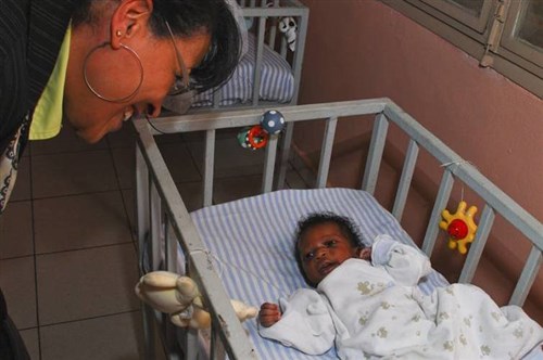 BAMAKO, Mali - Joyce Ward, wife of commander of U.S. Africa Command,  visits an orphanage in Bamako, Mali and delivers clothes on November 20, 2008. The orphanage houses babies of 2 weeks to 9 months of age.  (Staff Sergeant Samuel Bendet, U.S. Africa Command)