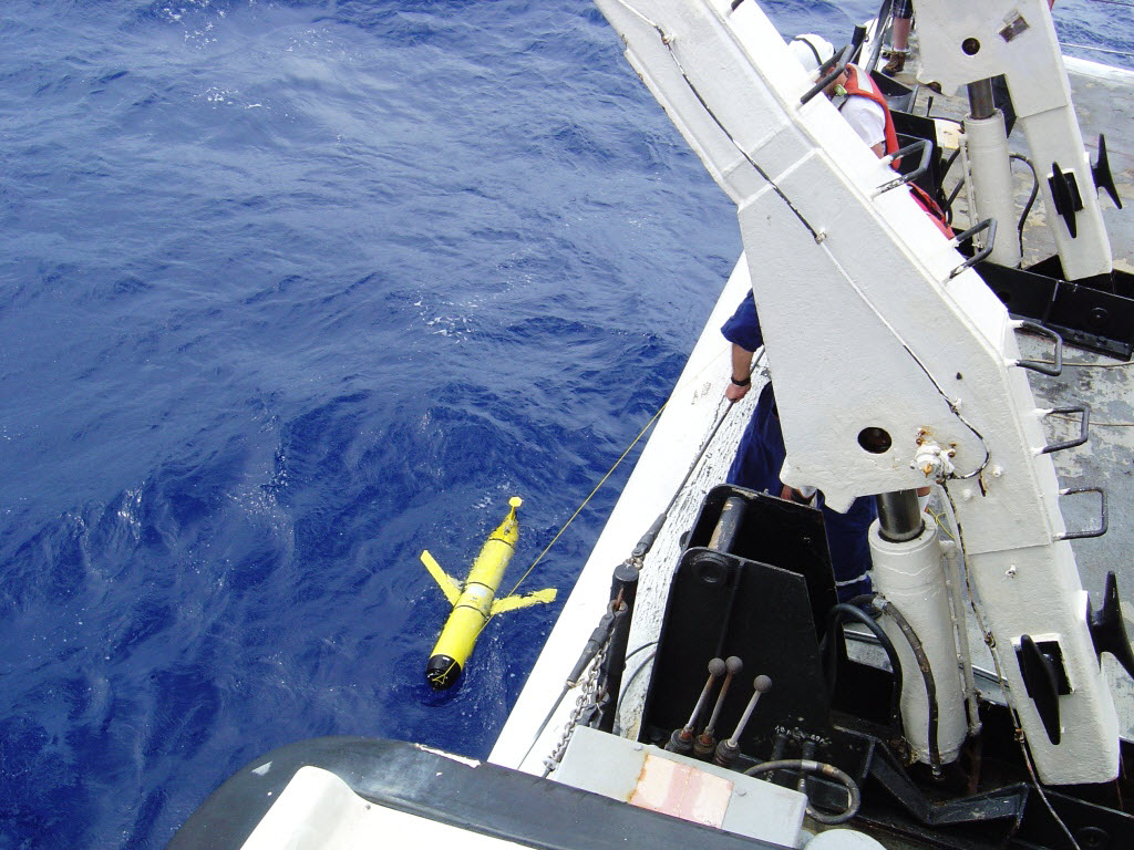 A Naval Oceanographic Office  (NAVOCEANO) glider similar to the Navy Littoral Battlespace Sensing Glider that was deployed in the Gulf of Mexico Aug. 31-Dec. 8, 2014 as part of a joint effort with the National Oceanic and Atmospheric Administration (NOAA), the U.S. Coast Guard and the University of Southern Mississippi. U.S. Navy photo.