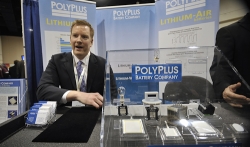 William Mouat explains the PolyPlus battery technology. | Energy Department photo, credit Ken Shipp.