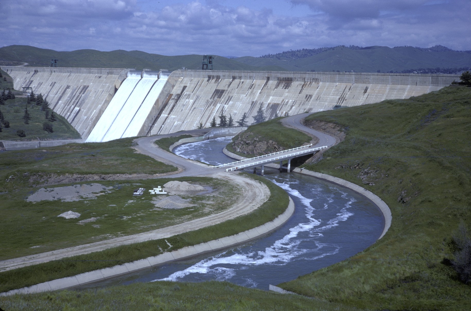 Friant Dam photo taken by John Bohrman