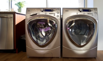 Choose efficient appliances and use them wisely to save money and energy. | Photo courtesy of Dennis Schroeder/NREL.