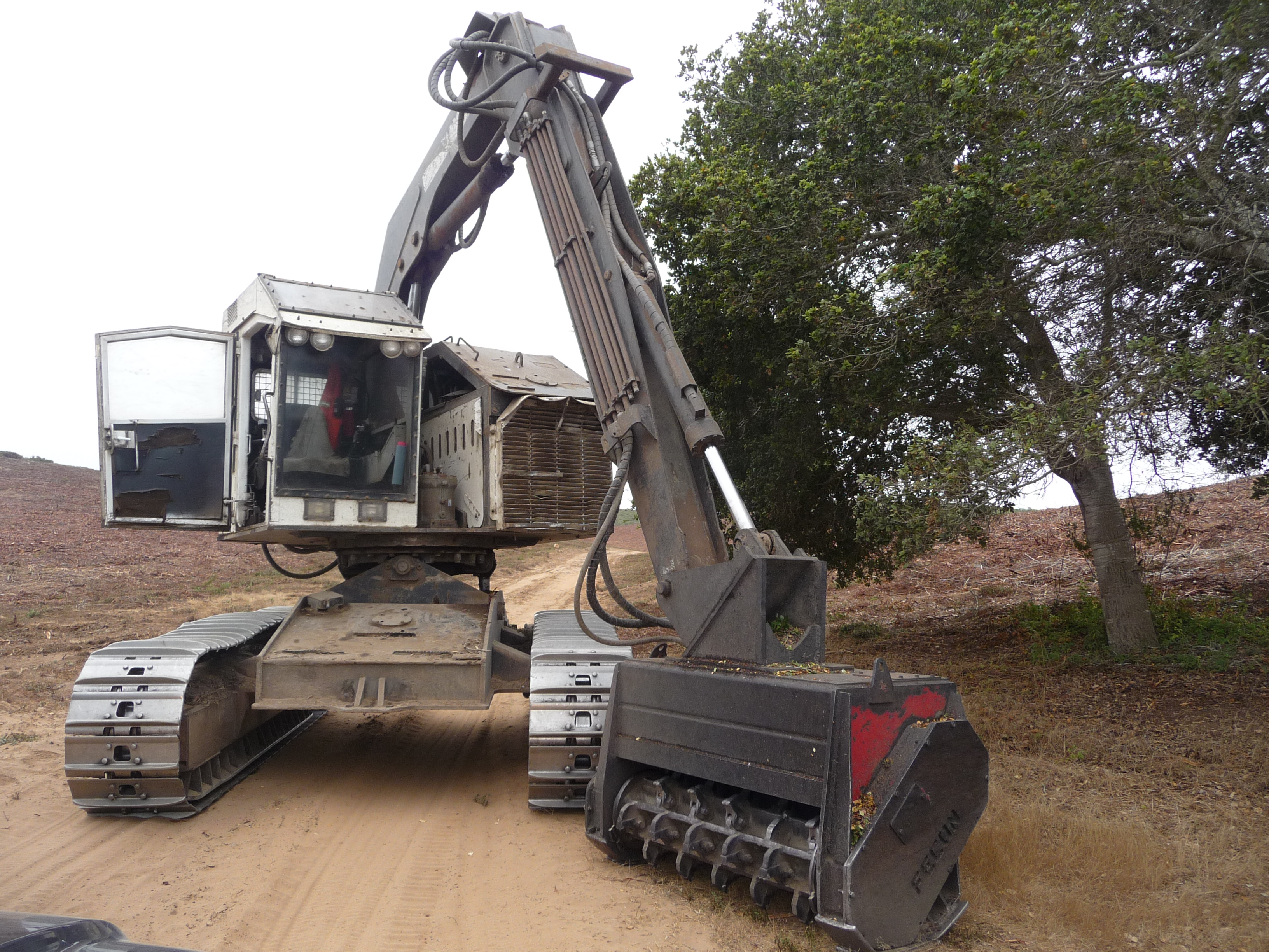 Vegetation removal equipment