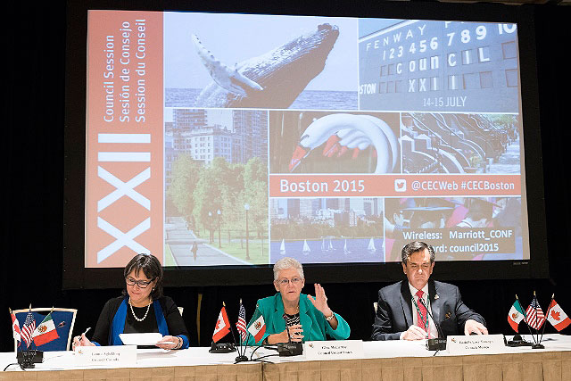 Administradora Gina McCarthy en la clausura de la sesión ordinaria del órgano rector de la CCA en Boston.