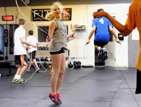 CrossFit branches out into kids' programs