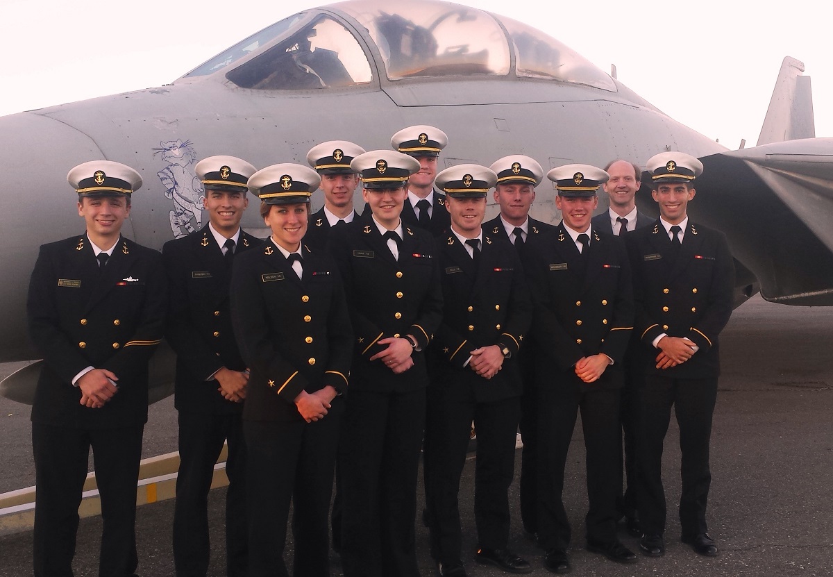 U.S. Naval Academy midshipmen and their electrical engineering professor are pictured during their Naval Surface Warfare Center Dahlgren Division (NSWCDD) tour Dec. 4.  U.S. Navy photo by Bruce Naley