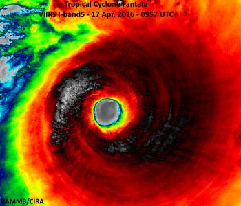 Tropical Cyclone Fantala, 17 April 2016