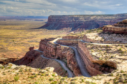 The Moki Dugway is an adventure in driving. Several pulloffs along the narrow route allow one to enjoy the view and allow oncoming traffic to pass. Photo by Bob Wick, BLM.