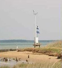 Barren Island beach image