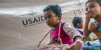 اطلاعاتی درباره کمک ایالات متحده به زلزله نپال