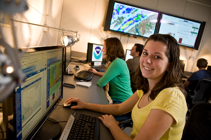 Student researcher in the NSSL Development Lab