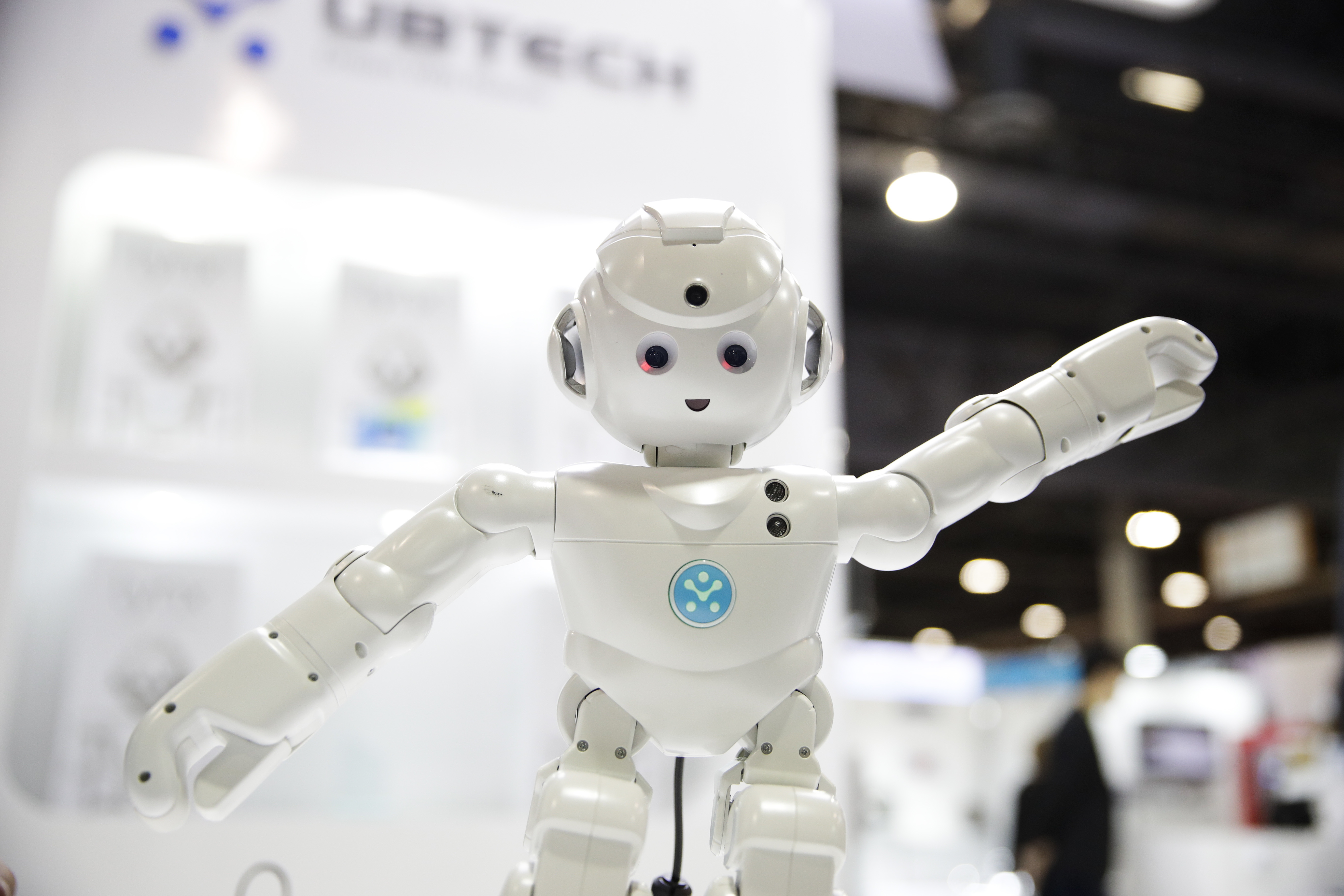 Robot (© AP Images)