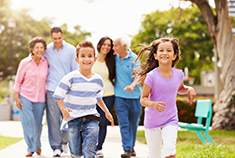 	Healthy Family on sidewalk