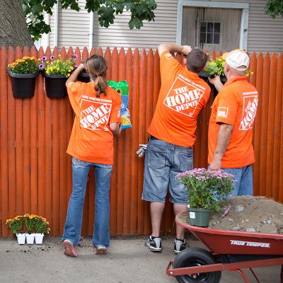 Team Depot volunteer planting