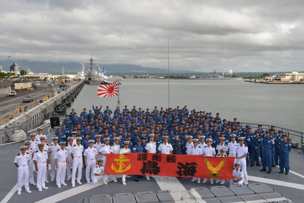 JOINT BASE PEARL HARBOR-HICKAM (Aug. 2, 2016) Japan Maritime Self-Defense Force guided-missile destroyer JS Chokai (DDG 176) crew poses for a group photo during Rim of the Pacific 2016. Japan Maritime Self-Defense Force photo by Ryo Tanaka 