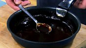 How to make a red wine sauce