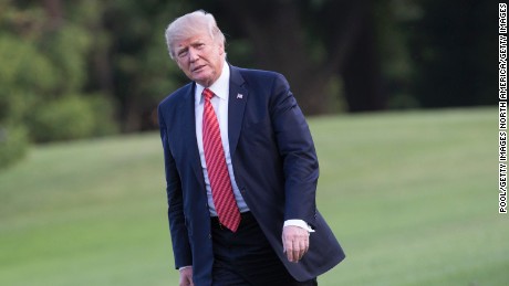 WASHINGTON, DC - AUGUST 23:  U.S. President Donald J. Trump arrives at the The White House on August 23, 2017 in Washington, DC. Trump returned to Washington after hosting a rally in Phoenix, Arizona, and attending a veteran&#39;s convention in Reno, Nevada. (Photo by Chris Kleponis-Pool/Getty Images)