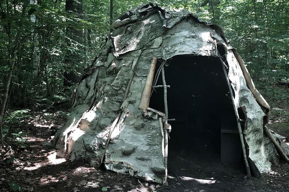A replica Native American camp offers a glimpse into life 6,000 years ago at New Hampshire’s Great Bay Reserve.