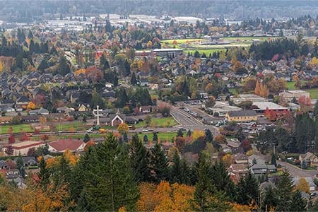 photo of a small Oregon town