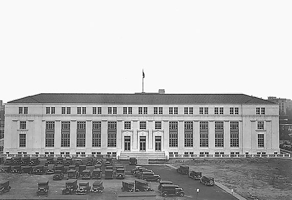 1933 view immediately after the Public Health Service had moved into the building