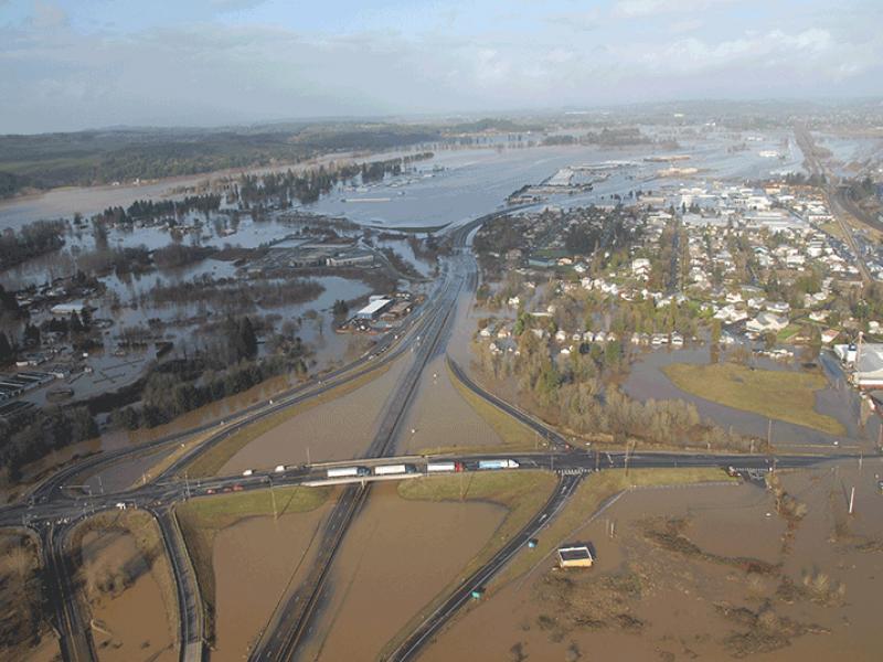 04_12_18_wsdot_I5_flooding_big