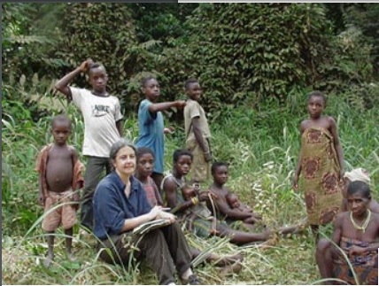 Mbaka Pygmy women