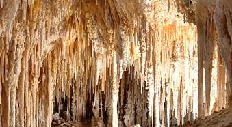 Doll&#039;s Theater, Carlsbad Caverns