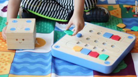 The Cubetto kit is helping to teach 3-year-olds to code