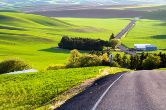 Farmland scene. (Copyright IStock)