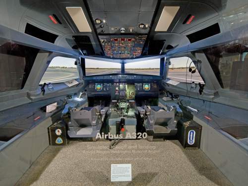 Airbus A320 Simulated Cockpit in America by Air