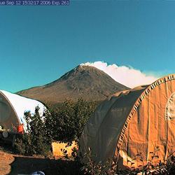 Clear day view of Augustine volcano - Lagoon