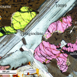 core mineral photomicrograph