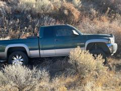 Vehicle stuck on single track trail 